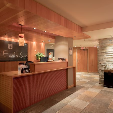 Banff Caribou Lodge And Spa Exteriör bild