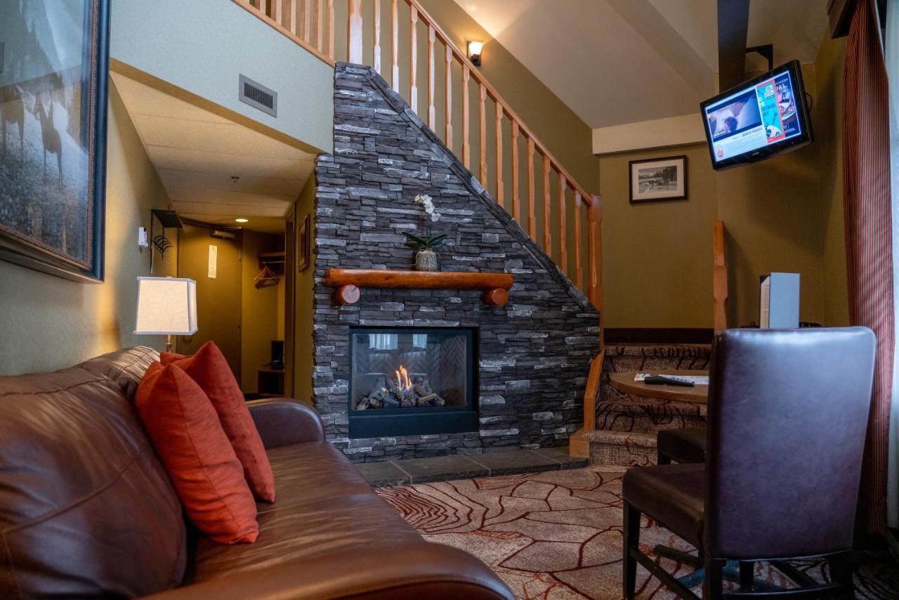 Banff Caribou Lodge And Spa Exteriör bild