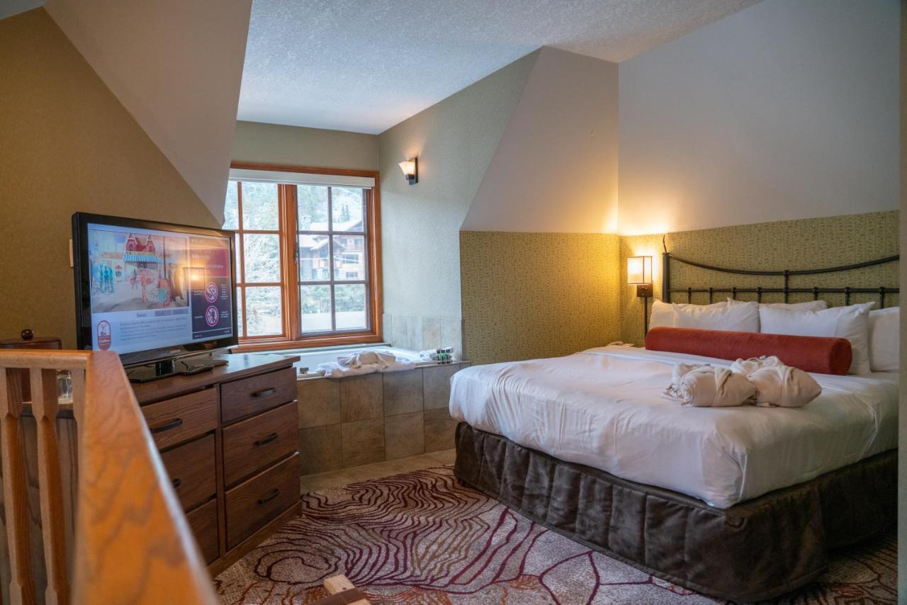 Banff Caribou Lodge And Spa Exteriör bild