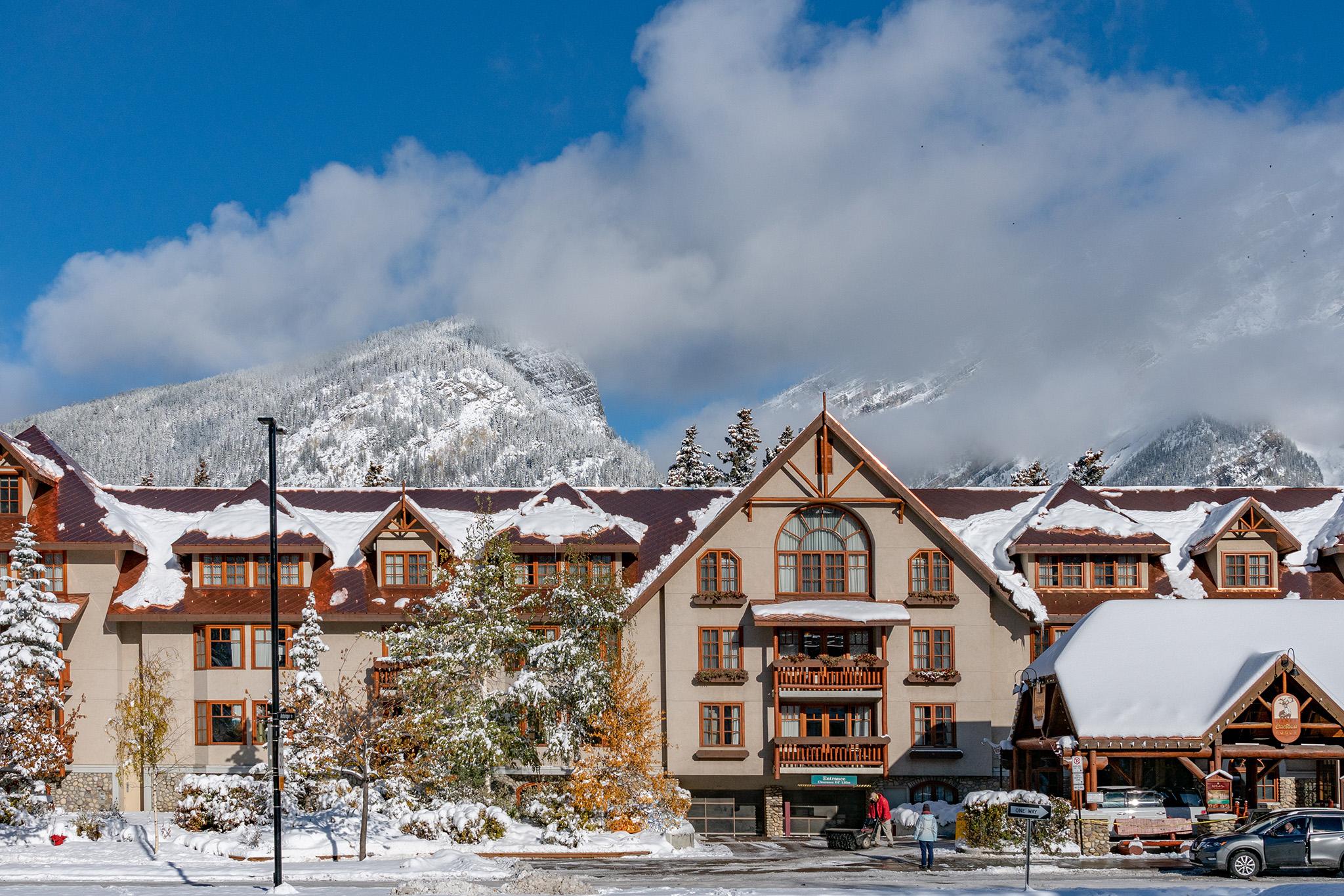 Banff Caribou Lodge And Spa Exteriör bild